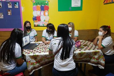 notícia: Seaster debate políticas públicas para primeira infância indígena, ribeirinha e quilombola