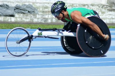 notícia: Governo apoia e incentiva paratletas de várias modalidades esportivas