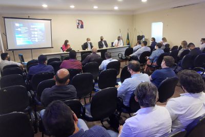 notícia: Sedop e Seplad discutem o andamento de obras públicas no Estado