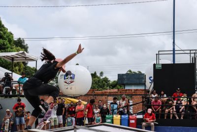 notícia: Manobras animaram a pista no Circuito Seel de Skate Street neste domingo (29) em Castanhal