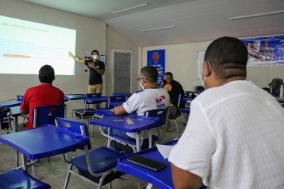 notícia: Estado orienta moradores do Icuí-Guajará sobre edital Preamar da Paz
