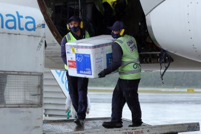 notícia: Pará recebe nesta segunda-feira (6) mais 214.360 doses de vacina contra a Covid-19
