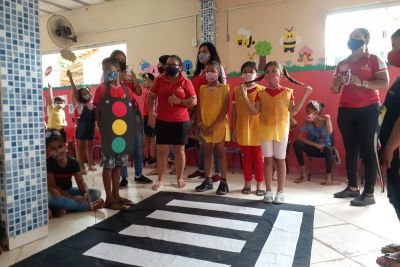 notícia: Projeto Detran nas Escolas realiza ação educativa em área do TerPaz, em Marituba