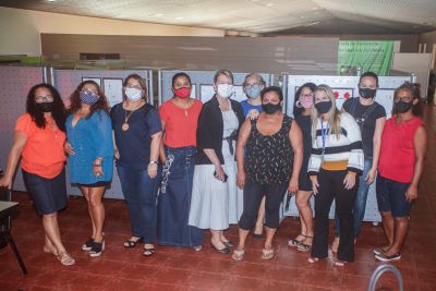 notícia: TerPaz capacita mulheres em curso de criação e design