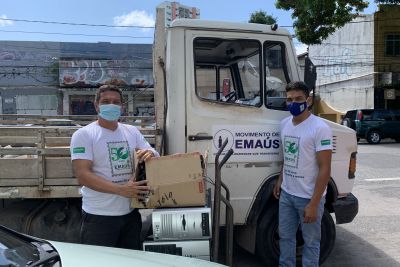 notícia: AGE doa equipamentos eletrônicos ao Movimento República de Emaús