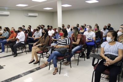 notícia: SEAC recebe novos servidores para trabalhar nas Usinas da Paz