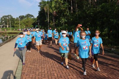 notícia: Seel celebra retorno das atividades dos programas com caminhada