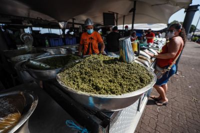 notícia: Círio de Nazaré aquece setor de gastronomia com a venda e consumo de alimentos típicos