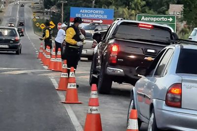 notícia: Detran registra quase 1.200 autuações e 15 prisões por alcoolemia no feriado prolongado