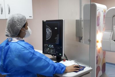 notícia: Poli Metropolitana oferta 300 mamografias e 300 consultas na mastologia em programação do Outubro Rosa