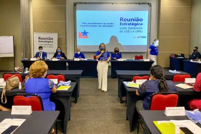 notícia: Seduc debate planejamento estratégico com gestores das unidades de educação    