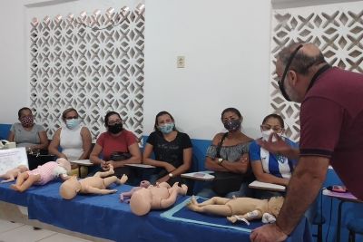 notícia: Profissionais de saúde de Soure recebem capacitação em reanimação e transporte neonatal