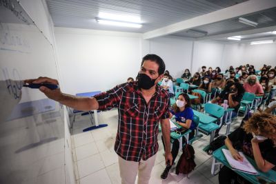 notícia: Na reta final para o Enem, estudantes do Polo Metropolitano atentam para a saúde mental