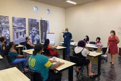 notícia: TerPaz realiza curso de criação e produção de biojoias
