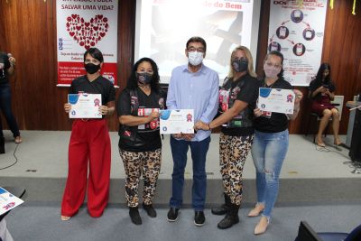 notícia: Hemopa homenageia instituições parceiras da doação de sangue 
