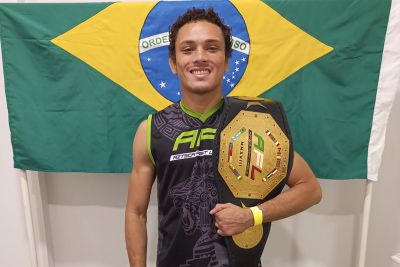 notícia: Lutador paraense vence disputa e mantém cinturão