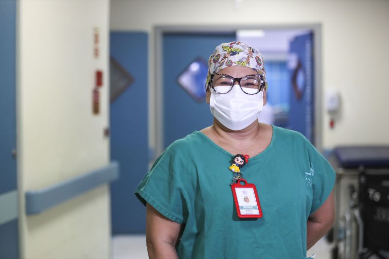 Michele de Pinho Barreiros, coordenadora do centro obstétrico <div class='credito_fotos'>Foto: Rodrigo Pinheiro / Ag.Pará   |   <a href='/midias/2022/originais/11516_9499baed-33c0-0d4a-01a1-b0c3b68d9484.jpg' download><i class='fa-solid fa-download'></i> Download</a></div>