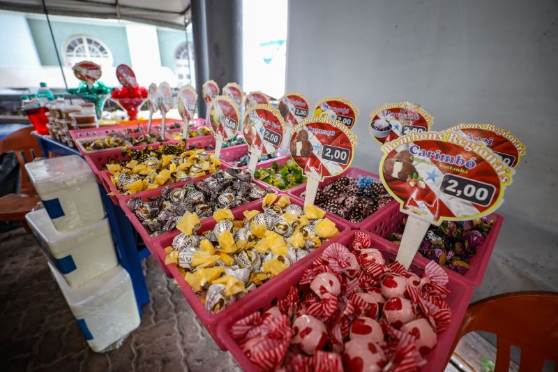 Imagens Ver-o-Peso - Rodrigo Pinheiro AgPará <div class='credito_fotos'>Foto: Rodrigo Pinheiro / Ag. Pará &nbsp;&nbsp;|&nbsp;&nbsp; <a href='/midias/2022/originais/11519_11f5d6a0-4ebd-e22d-c825-196b27f9b5a7.jpg' download><i class='fa-solid fa-download'></i> Download</a></div>