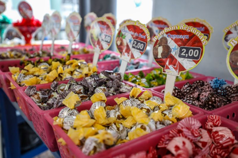 Imagens Ver-o-Peso - Rodrigo Pinheiro AgPará <div class='credito_fotos'>Foto: Rodrigo Pinheiro / Ag. Pará &nbsp;&nbsp;|&nbsp;&nbsp; <a href='/midias/2022/originais/11519_40b0efaf-19e7-4b64-6457-4a8cf57463ec.jpg' download><i class='fa-solid fa-download'></i> Download</a></div>