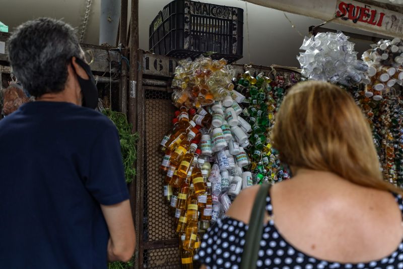 Imagens Ver-o-Peso - Rodrigo Pinheiro AgPará <div class='credito_fotos'>Foto: Rodrigo Pinheiro / Ag. Pará &nbsp;&nbsp;|&nbsp;&nbsp; <a href='/midias/2022/originais/11519_58820edd-0645-04a1-c91f-cd0043a3f1a5.jpg' download><i class='fa-solid fa-download'></i> Download</a></div>