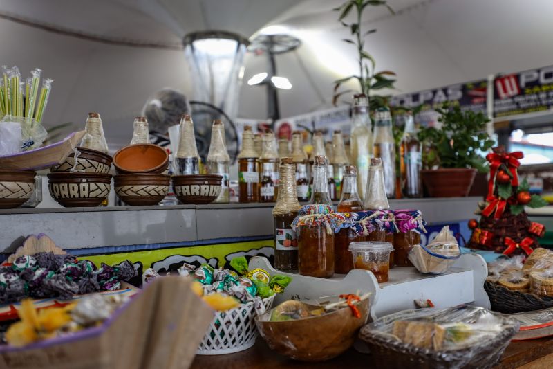 Imagens Ver-o-Peso - Rodrigo Pinheiro AgPará <div class='credito_fotos'>Foto: Rodrigo Pinheiro / Ag. Pará &nbsp;&nbsp;|&nbsp;&nbsp; <a href='/midias/2022/originais/11519_626c3840-9b57-1b87-b97a-ac5347fe0a0e.jpg' download><i class='fa-solid fa-download'></i> Download</a></div>