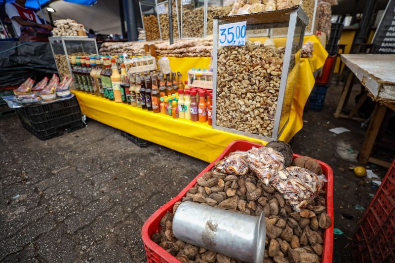 Imagens Ver-o-Peso - Rodrigo Pinheiro AgPará <div class='credito_fotos'>Foto: Rodrigo Pinheiro / Ag. Pará &nbsp;&nbsp;|&nbsp;&nbsp; <a href='/midias/2022/originais/11519_77d82d66-ee61-c4d8-dca0-83c55ebf2452.jpg' download><i class='fa-solid fa-download'></i> Download</a></div>