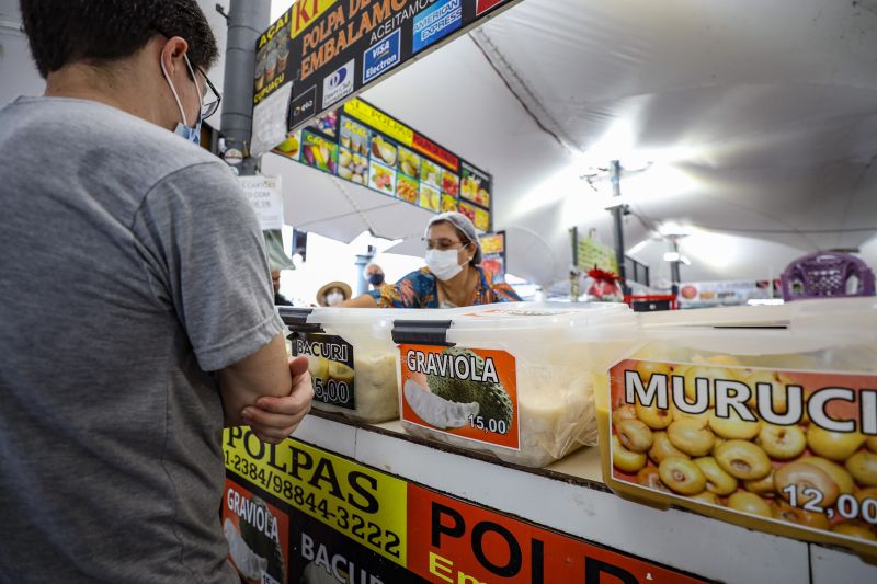 Imagens Ver-o-Peso - Rodrigo Pinheiro AgPará <div class='credito_fotos'>Foto: Rodrigo Pinheiro / Ag. Pará &nbsp;&nbsp;|&nbsp;&nbsp; <a href='/midias/2022/originais/11519_bd120547-2ad2-3ed2-d354-de7f909fbc4a.jpg' download><i class='fa-solid fa-download'></i> Download</a></div>