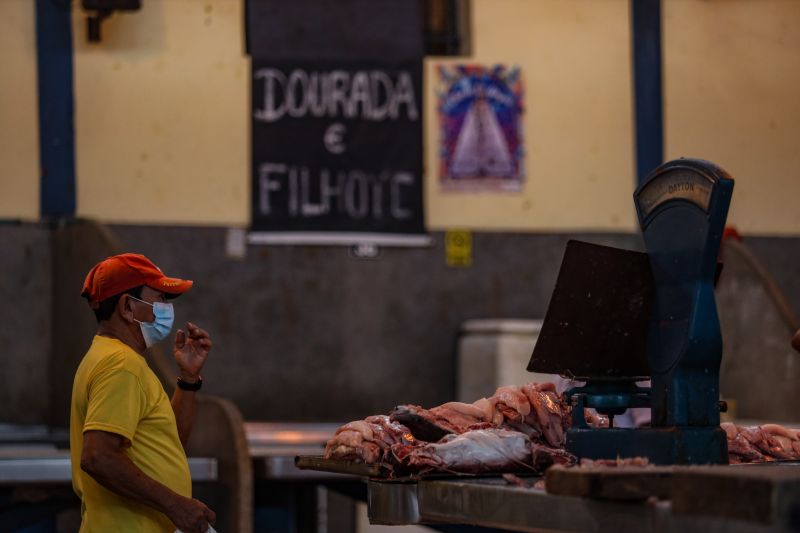Imagens Ver-o-Peso - Rodrigo Pinheiro AgPará <div class='credito_fotos'>Foto: Rodrigo Pinheiro / Ag. Pará &nbsp;&nbsp;|&nbsp;&nbsp; <a href='/midias/2022/originais/11519_e959728d-9f28-c1c1-fe4c-ad020174aaee.jpg' download><i class='fa-solid fa-download'></i> Download</a></div>