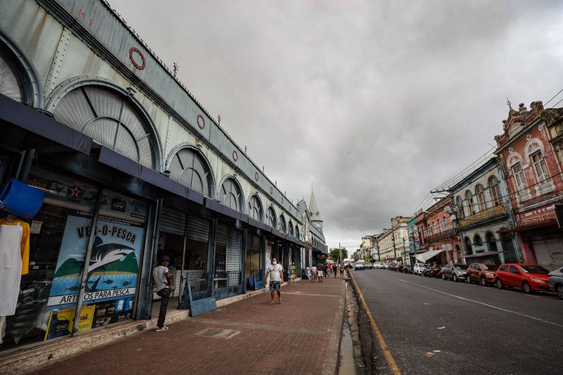 Imagens Ver-o-Peso - Rodrigo Pinheiro AgPará <div class='credito_fotos'>Foto: Rodrigo Pinheiro / Ag. Pará &nbsp;&nbsp;|&nbsp;&nbsp; <a href='/midias/2022/originais/11519_f2ec3ca1-7284-0bf0-ec5c-2a024a802606.jpg' download><i class='fa-solid fa-download'></i> Download</a></div>