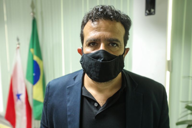 Rodolpho Zahluth Bastos
Secretário Adjunto de Gestão e Regularidade Ambiental na Secretaria de Estado de Meio Ambiente e Sustentabilidade <div class='credito_fotos'>Foto: Alex Ribeiro / Ag. Pará   |   <a href='/midias/2022/originais/12942_2e6753b1-204d-ba8c-65fe-6983068cf6db.jpg' download><i class='fa-solid fa-download'></i> Download</a></div>