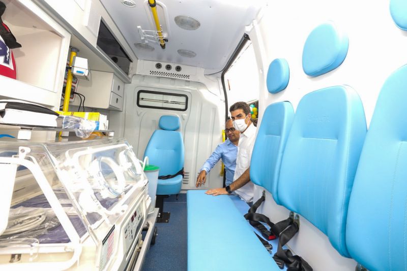 Governador Helder Barbalho entregou três ambulâncias equipadas com UTI para Ourilândia, Tucumã e Água Azul do Norte