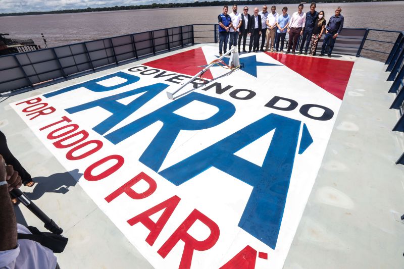 Governador Helder Barbalho visita instalações da Base integrada fluvial Antônio Lemos em belém- Fotos Marco Santos_ Ag Pará <div class='credito_fotos'>Foto: Marco Santos / Ag. Pará &nbsp;&nbsp;|&nbsp;&nbsp; <a href='/midias/2022/originais/14156_2252e9fb-ae5a-ac31-f80d-c39941896ba8.jpg' download><i class='fa-solid fa-download'></i> Download</a></div>