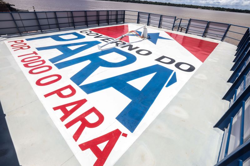 Governador Helder Barbalho visita instalações da Base integrada fluvial Antônio Lemos em belém- Fotos Marco Santos_ Ag Pará <div class='credito_fotos'>Foto: Marco Santos / Ag. Pará &nbsp;&nbsp;|&nbsp;&nbsp; <a href='/midias/2022/originais/14156_653e403f-7e12-115d-358c-97ae9a9e2d1c.jpg' download><i class='fa-solid fa-download'></i> Download</a></div>