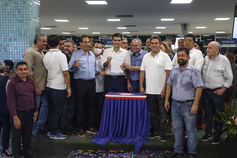 ASSINATURA CONVÊNIO PAVIMENTAÇÃO RECAPEAMENTO VIAS SANTARÉM - Rodrigo Pinheiro/AGPARA <div class='credito_fotos'>Foto: Rodrigo Pinheiro / Ag.Pará   |   <a href='/midias/2022/originais/14190_7fc8ffba-3c7f-3548-d36e-47ec1359c8d1.jpg' download><i class='fa-solid fa-download'></i> Download</a></div>