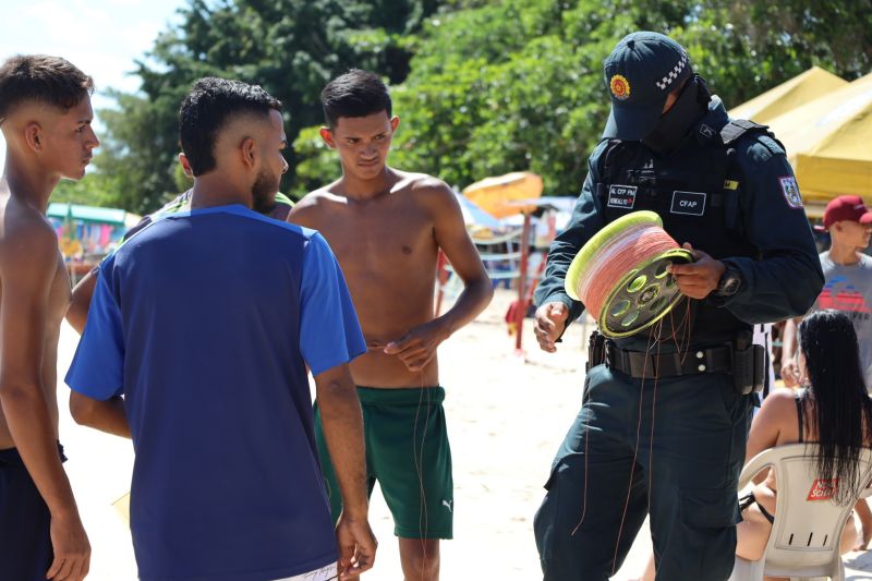 Fiscalização de linhas enceradas com cerol no Distrito de Outeiro em Belém <div class='credito_fotos'>Foto: Bruno Cecim / Ag.Pará | <a href='/midias/2022/originais/14890_1e0ef1cc-3b87-6586-f7e7-4d0568ed4544.jpg' download><i class='fa-solid fa-download'></i> Download</a></div>