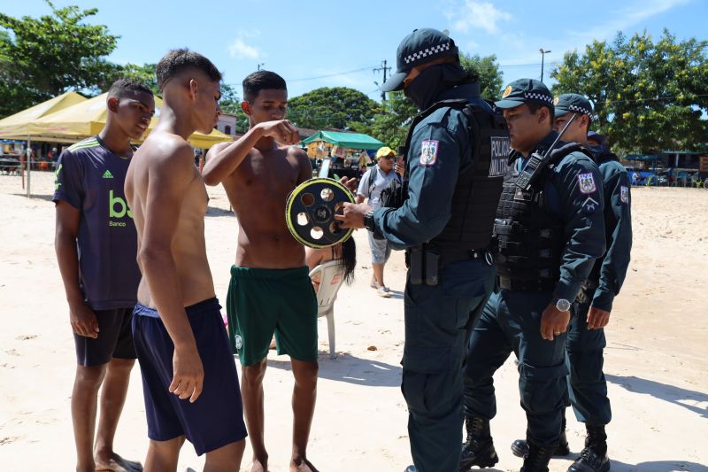 Fiscalização de linhas enceradas com cerol no Distrito de Outeiro em Belém <div class='credito_fotos'>Foto: Bruno Cecim / Ag.Pará | <a href='/midias/2022/originais/14890_8c38aecd-b15d-d289-93d9-eadba2ce293a.jpg' download><i class='fa-solid fa-download'></i> Download</a></div>