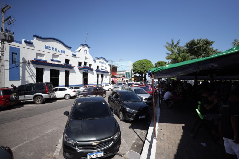Distrito de Mosqueiro em Belém - praça Matriz - Tapiocaria <div class='credito_fotos'>Foto: Pedro Guerreiro / Ag. Pará | <a href='/midias/2022/originais/14894_aa184a2f-1b55-f9f1-6994-378b1cb70125.jpg' download><i class='fa-solid fa-download'></i> Download</a></div>