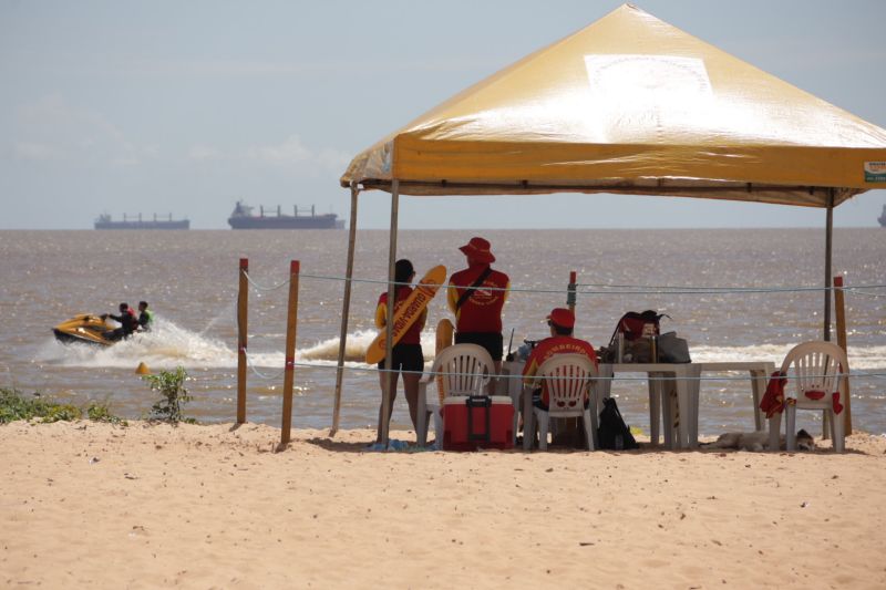 Operação verão no Distrito de Mosqueiro, verão <div class='credito_fotos'>Foto: Pedro Guerreiro / Ag. Pará | <a href='/midias/2022/originais/14895_5fcc1c6e-b195-94b1-5f28-09ea62da9d65.jpg' download><i class='fa-solid fa-download'></i> Download</a></div>