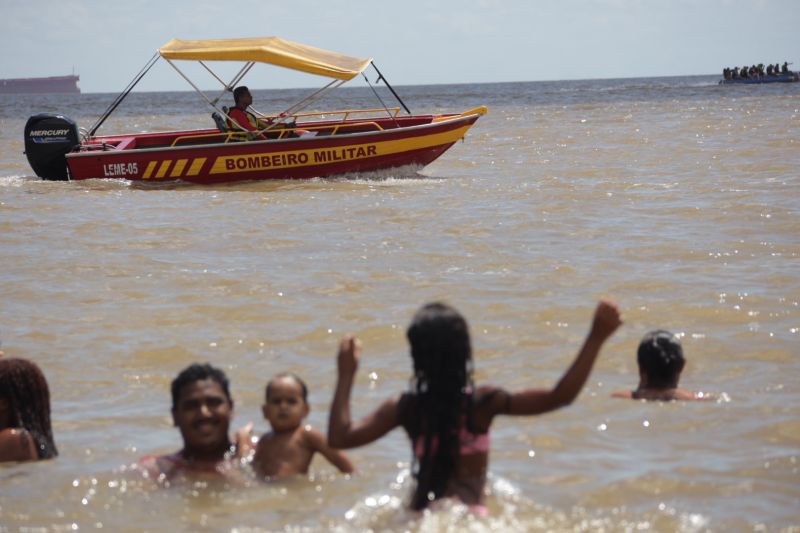 Operação verão no Distrito de Mosqueiro, verão <div class='credito_fotos'>Foto: Pedro Guerreiro / Ag. Pará | <a href='/midias/2022/originais/14895_d0702d61-d89c-9d16-b3c7-8e539080cc77.jpg' download><i class='fa-solid fa-download'></i> Download</a></div>