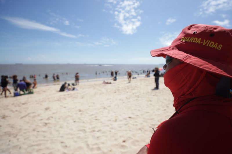 Operação verão no Distrito de Mosqueiro, verão <div class='credito_fotos'>Foto: Pedro Guerreiro / Ag. Pará | <a href='/midias/2022/originais/14895_d5002715-ab89-083d-b827-6d01a89521a0.jpg' download><i class='fa-solid fa-download'></i> Download</a></div>