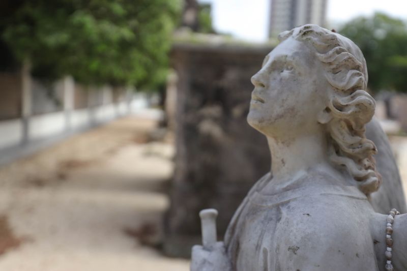 Obra de recuperação do Cemitério da Soledade, necrópole pública fundada em 1850, devido epidemia de febre amarela do século XIX, situado no bairro de Batista Campos na cidade paraense de Belém (estado brasileiro do Pará). <div class='credito_fotos'>Foto: David Alves / Ag.Pará | <a href='/midias/2022/originais/14905_00037b20-6e44-d79a-c580-681f691ec8a9.jpg' download><i class='fa-solid fa-download'></i> Download</a></div>