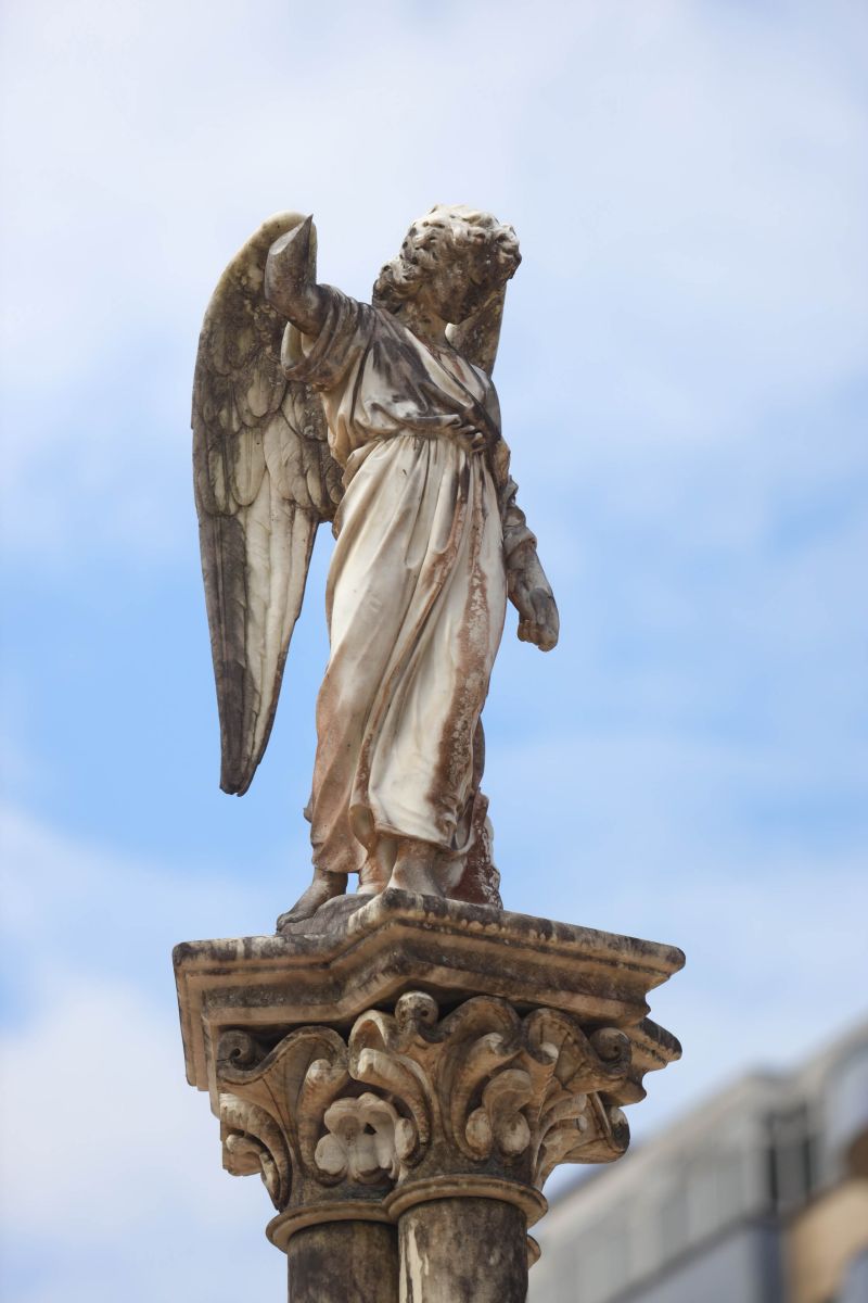 Obra de recuperação do Cemitério da Soledade, necrópole pública fundada em 1850, devido epidemia de febre amarela do século XIX, situado no bairro de Batista Campos na cidade paraense de Belém (estado brasileiro do Pará). <div class='credito_fotos'>Foto: David Alves / Ag.Pará | <a href='/midias/2022/originais/14905_5401fd12-02bc-5f2f-5710-7f66d9e0ab0f.jpg' download><i class='fa-solid fa-download'></i> Download</a></div>