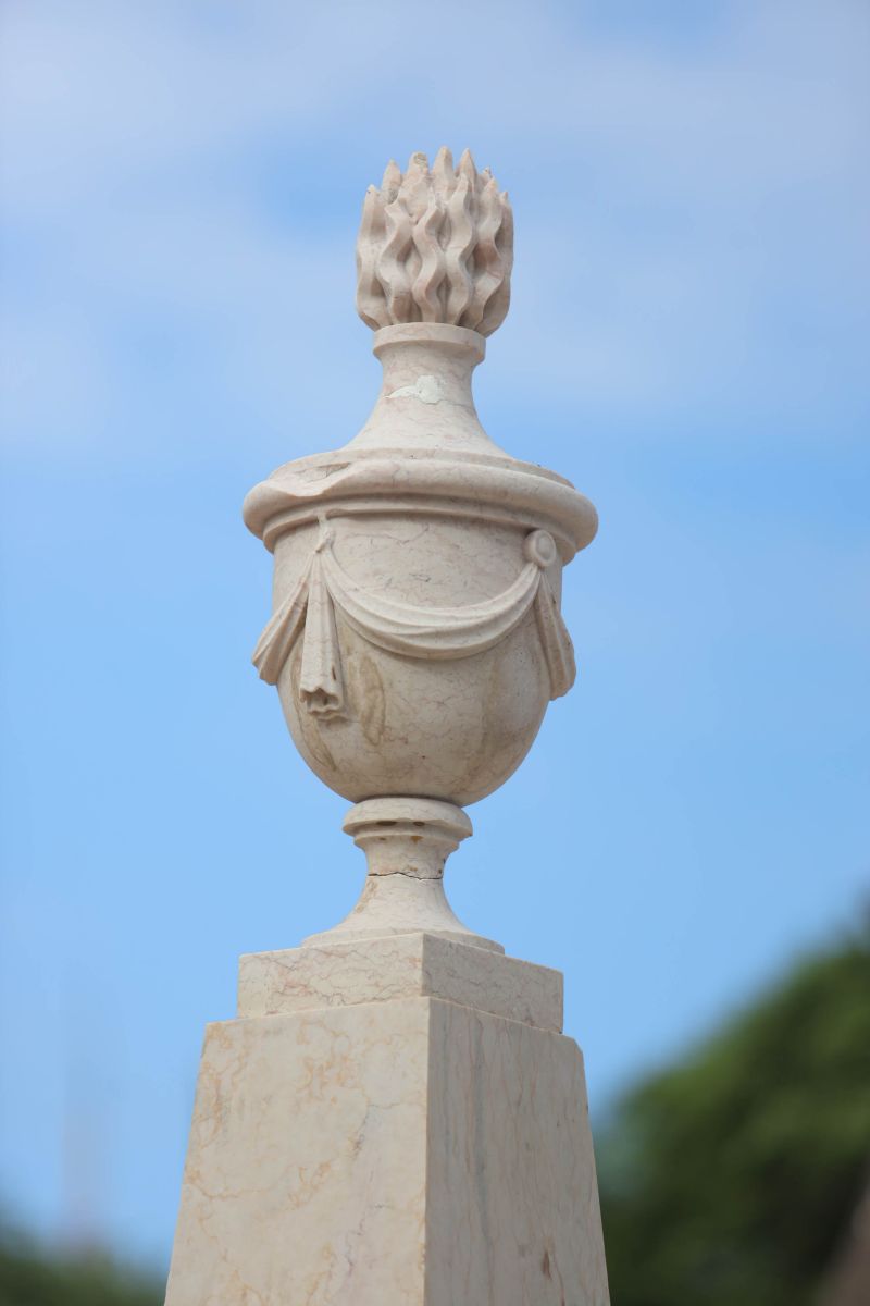 Obra de recuperação do Cemitério da Soledade, necrópole pública fundada em 1850, devido epidemia de febre amarela do século XIX, situado no bairro de Batista Campos na cidade paraense de Belém (estado brasileiro do Pará). <div class='credito_fotos'>Foto: David Alves / Ag.Pará | <a href='/midias/2022/originais/14905_784283b1-ea4a-892d-8e1b-19a978cc45de.jpg' download><i class='fa-solid fa-download'></i> Download</a></div>