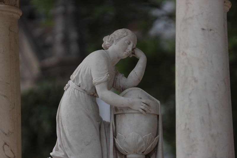 Obra de recuperação do Cemitério da Soledade, necrópole pública fundada em 1850, devido epidemia de febre amarela do século XIX, situado no bairro de Batista Campos na cidade paraense de Belém (estado brasileiro do Pará). <div class='credito_fotos'>Foto: David Alves / Ag.Pará | <a href='/midias/2022/originais/14905_911a093e-c173-4940-16dd-11408602357e.jpg' download><i class='fa-solid fa-download'></i> Download</a></div>