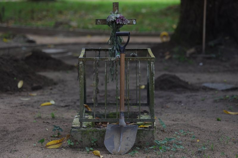 Obra de recuperação do Cemitério da Soledade, necrópole pública fundada em 1850, devido epidemia de febre amarela do século XIX, situado no bairro de Batista Campos na cidade paraense de Belém (estado brasileiro do Pará). <div class='credito_fotos'>Foto: David Alves / Ag.Pará | <a href='/midias/2022/originais/14905_91f4353d-2d96-9aa1-46e7-50113eb4f20a.jpg' download><i class='fa-solid fa-download'></i> Download</a></div>