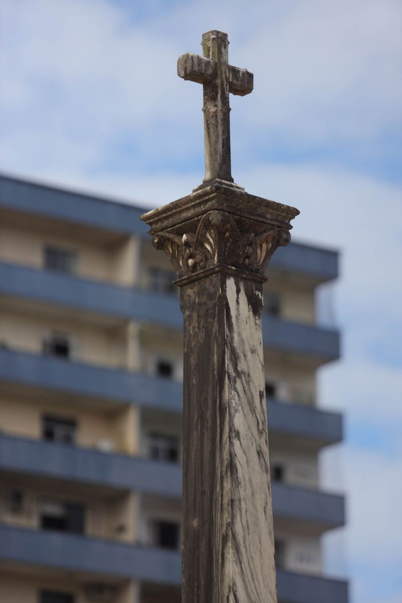 Obra de recuperação do Cemitério da Soledade, necrópole pública fundada em 1850, devido epidemia de febre amarela do século XIX, situado no bairro de Batista Campos na cidade paraense de Belém (estado brasileiro do Pará). <div class='credito_fotos'>Foto: David Alves / Ag.Pará | <a href='/midias/2022/originais/14905_a845df9e-0ed4-e2bc-fd22-cc9cdf4f5e3a.jpg' download><i class='fa-solid fa-download'></i> Download</a></div>