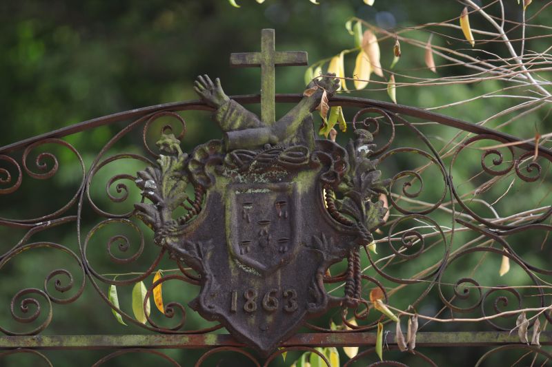 Obra de recuperação do Cemitério da Soledade, necrópole pública fundada em 1850, devido epidemia de febre amarela do século XIX, situado no bairro de Batista Campos na cidade paraense de Belém (estado brasileiro do Pará). <div class='credito_fotos'>Foto: David Alves / Ag.Pará | <a href='/midias/2022/originais/14905_b15d452c-769d-0be5-5518-b84c3cfbb2b0.jpg' download><i class='fa-solid fa-download'></i> Download</a></div>