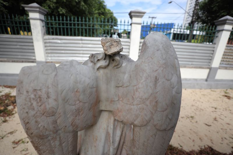 Obra de recuperação do Cemitério da Soledade, necrópole pública fundada em 1850, devido epidemia de febre amarela do século XIX, situado no bairro de Batista Campos na cidade paraense de Belém (estado brasileiro do Pará). <div class='credito_fotos'>Foto: David Alves / Ag.Pará | <a href='/midias/2022/originais/14905_fea97dec-a9c5-5424-6c7c-6e25493e2eb7.jpg' download><i class='fa-solid fa-download'></i> Download</a></div>