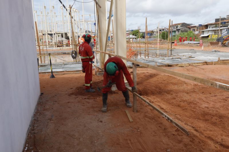 Obra da Usina da Paz - UsiPaz Guamá
As Usinas da Paz são complexos físicos destinados a congregar serviços do Estado oferecidos à comunidade, seja na área da saúde, da educação, dos direitos do consumidor, da cultura, da comunicação, da profissionalização, do empreendedorismo e outros. <div class='credito_fotos'>Foto: Alex Ribeiro / Ag. Pará | <a href='/midias/2022/originais/14932_37555b01-caf1-a3aa-1ba8-ccc5e32751d1.jpg' download><i class='fa-solid fa-download'></i> Download</a></div>