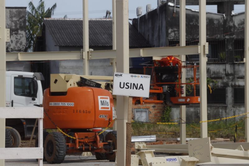 Obra da Usina da Paz - UsiPaz Guamá
As Usinas da Paz são complexos físicos destinados a congregar serviços do Estado oferecidos à comunidade, seja na área da saúde, da educação, dos direitos do consumidor, da cultura, da comunicação, da profissionalização, do empreendedorismo e outros. <div class='credito_fotos'>Foto: Alex Ribeiro / Ag. Pará | <a href='/midias/2022/originais/14932_640a43ef-9bc2-c809-9e2c-ea7924d1486d.jpg' download><i class='fa-solid fa-download'></i> Download</a></div>
